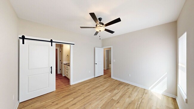 Building Photo - Beautiful New Construction 3 BR Townhome i...