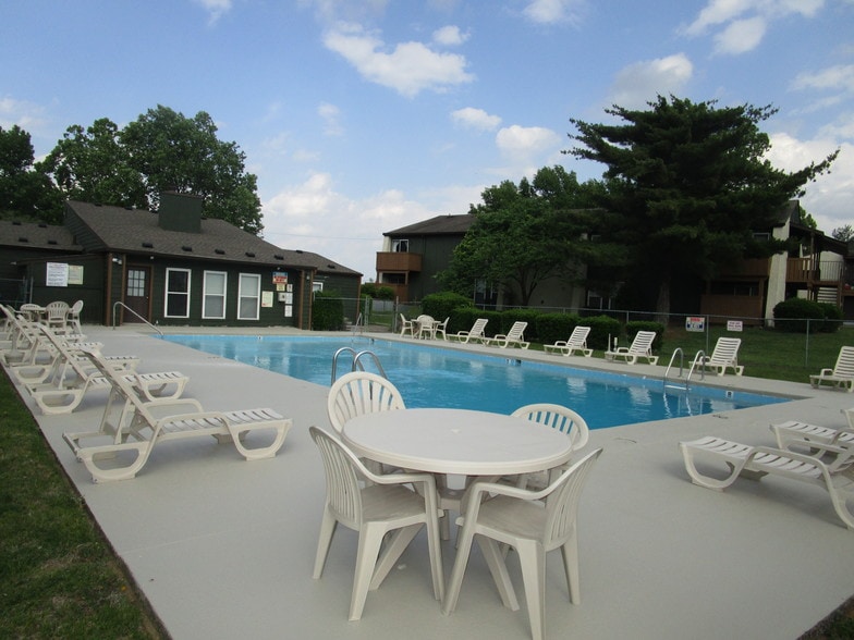 Peppertree Apartments 433 Bakertown Rd Antioch TN 37013 Apartment Finder