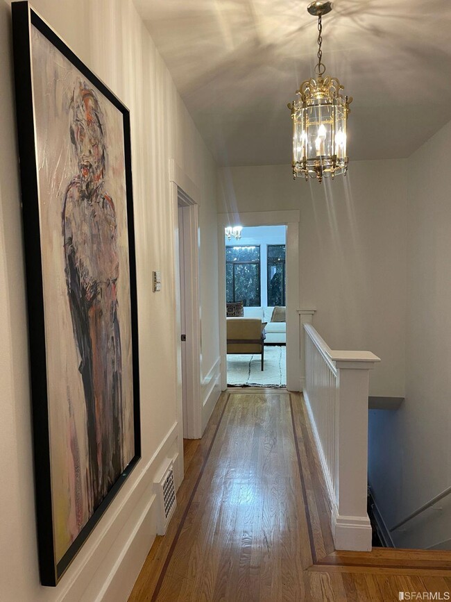 Building Photo - 272 25th Ave