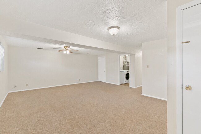 Building Photo - 7105 Omaha Blvd