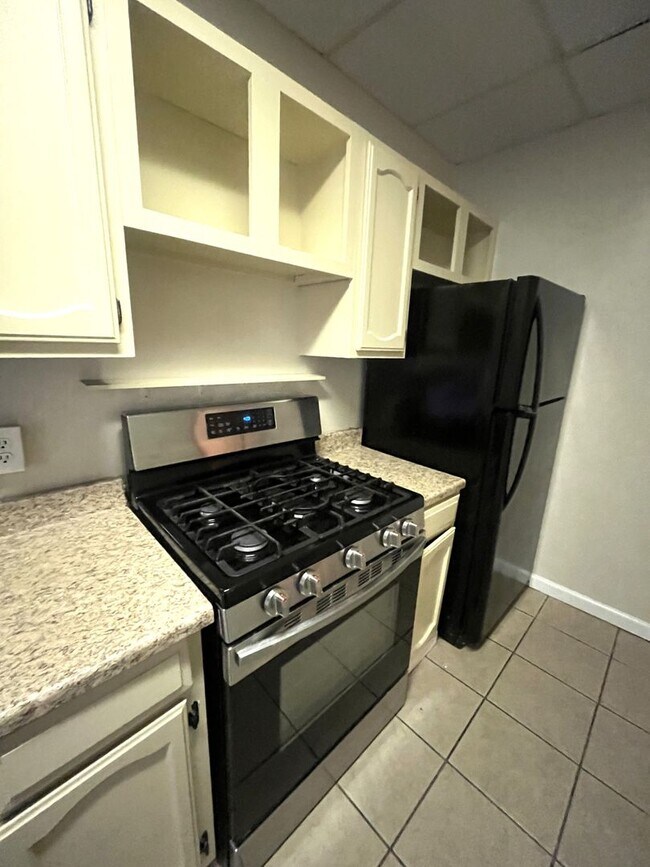 Building Photo - 4007 Powelton Ave