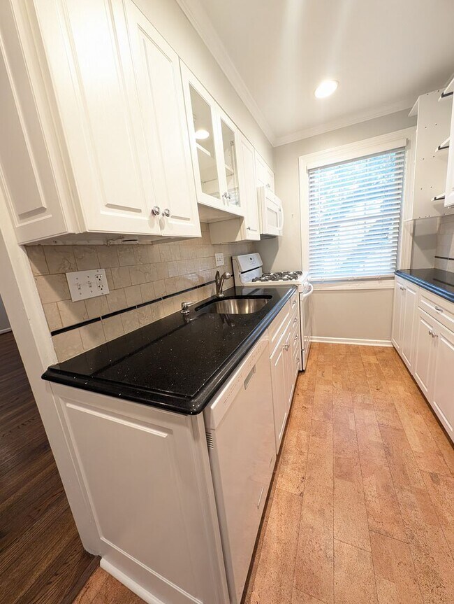 Building Photo - Rock Creek Village Condominium