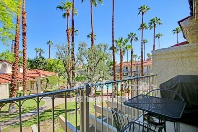 Building Photo - 500 S Farrell Dr