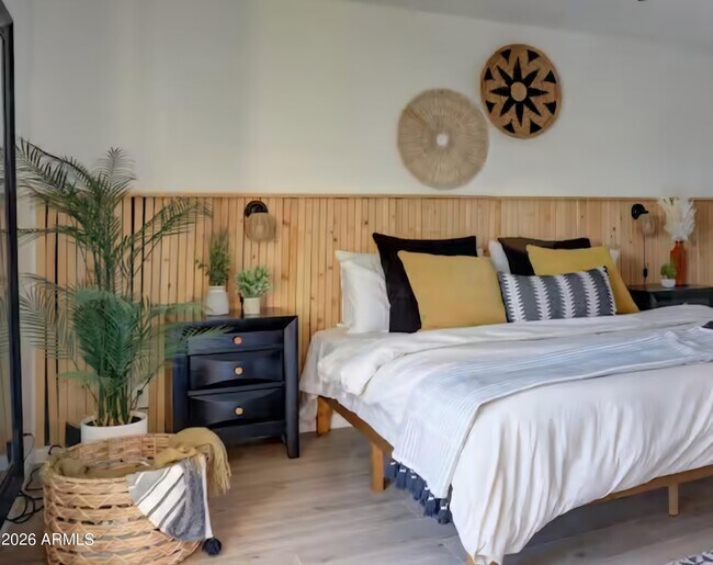 Building Photo - 7225 E Villa Way