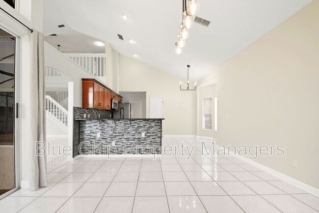 Building Photo - 12630 Lakebrook Dr