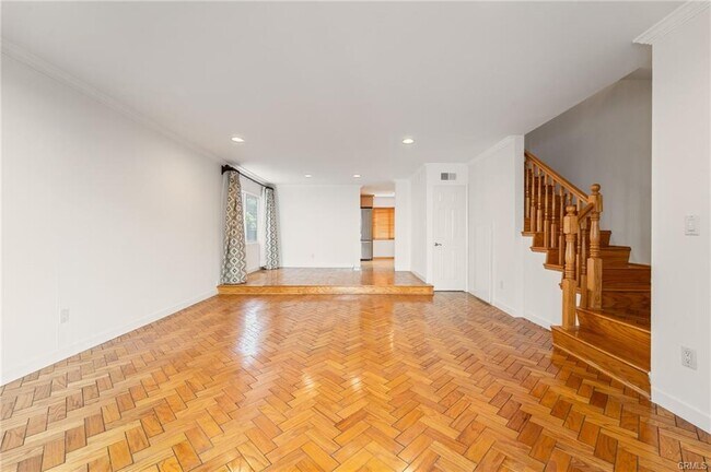 Building Photo - 4216 Ethel Ave