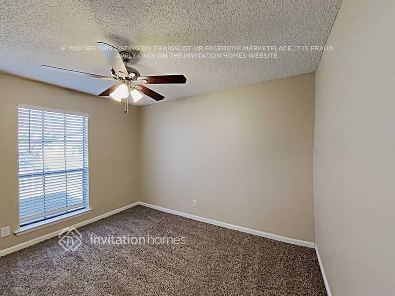 Building Photo - 509 Fox Dr