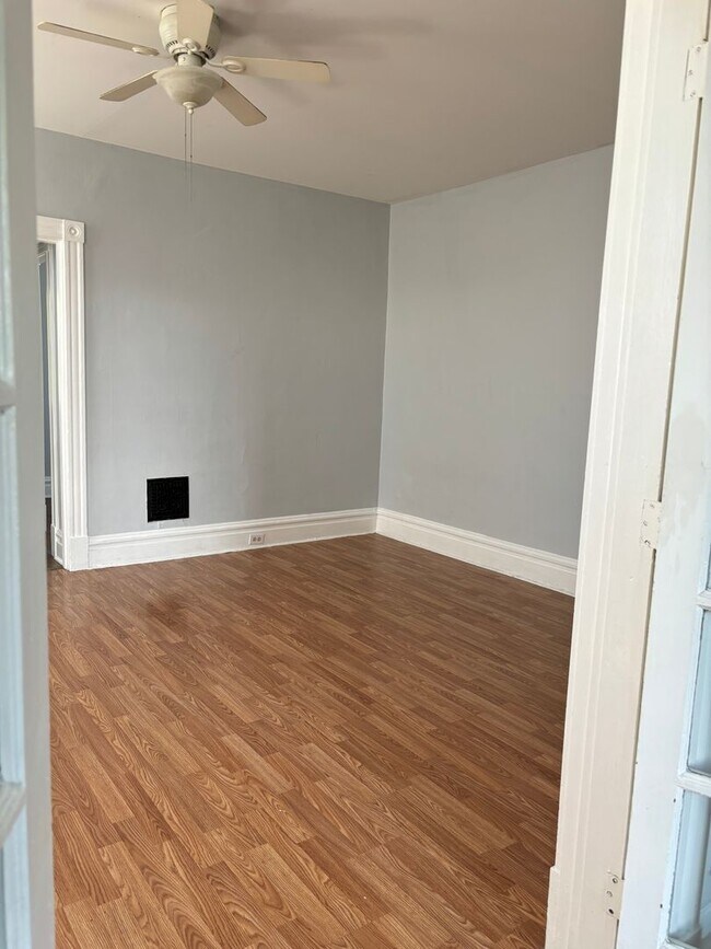 Building Photo - 4531 Louisiana Ave