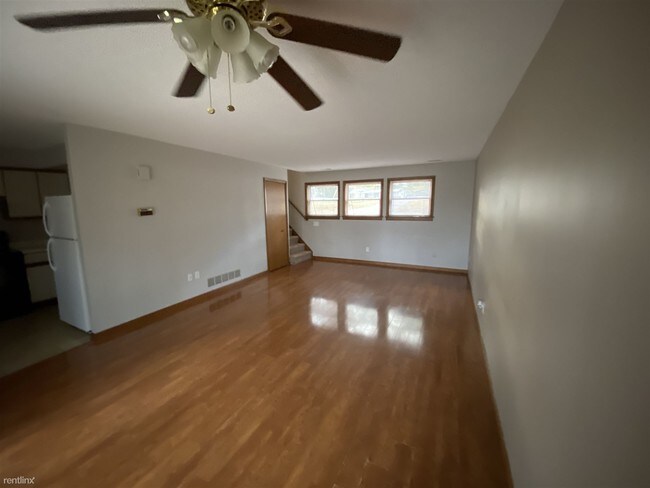 Building Photo - 2 br, 1 bath House - 2420 Textile Rd