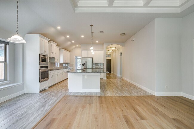 Building Photo - 9737 Rio Frio Trail