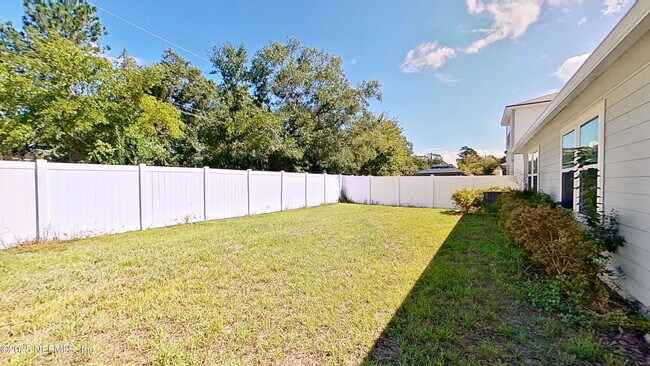 Building Photo - 5423 Bullseye Cir