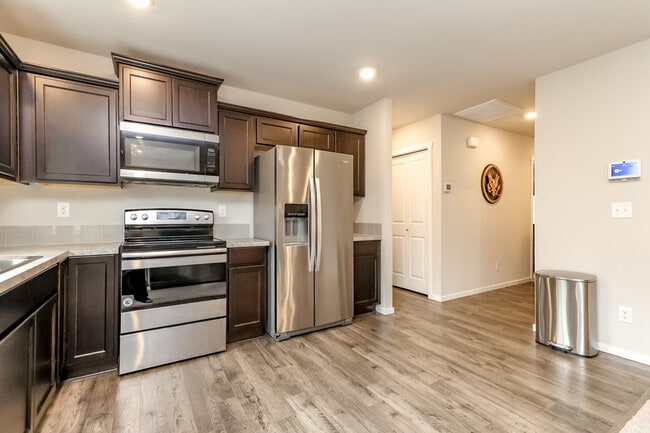 Building Photo - 10710 185th St E