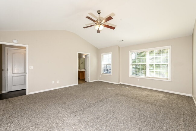 Building Photo - 7063 Grand Hickory Dr