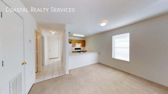 Building Photo - 1858 Norwood Ct
