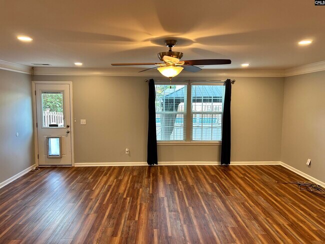 Building Photo - 168 Regency Dr