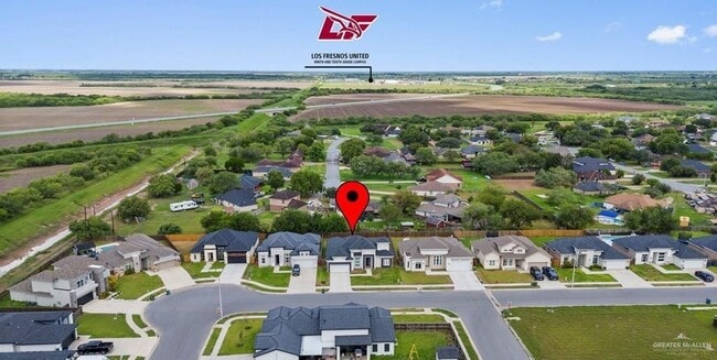 Building Photo - 29 N Queen Palm