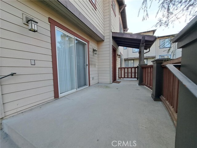 Building Photo - 6300 Honolulu Ave