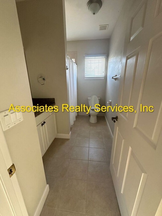 Building Photo - Live in Haile Market Square!  Now Available – 2nd Floor 3BR/2BA unit