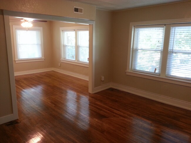 Interior Photo - Charlotte