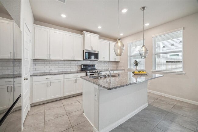 Building Photo - 1512 Parkland Oak Dr
