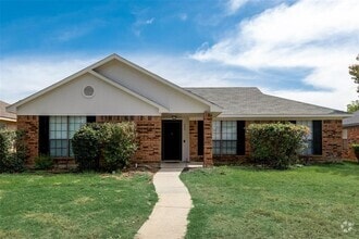 Building Photo - 629 Thompson Dr