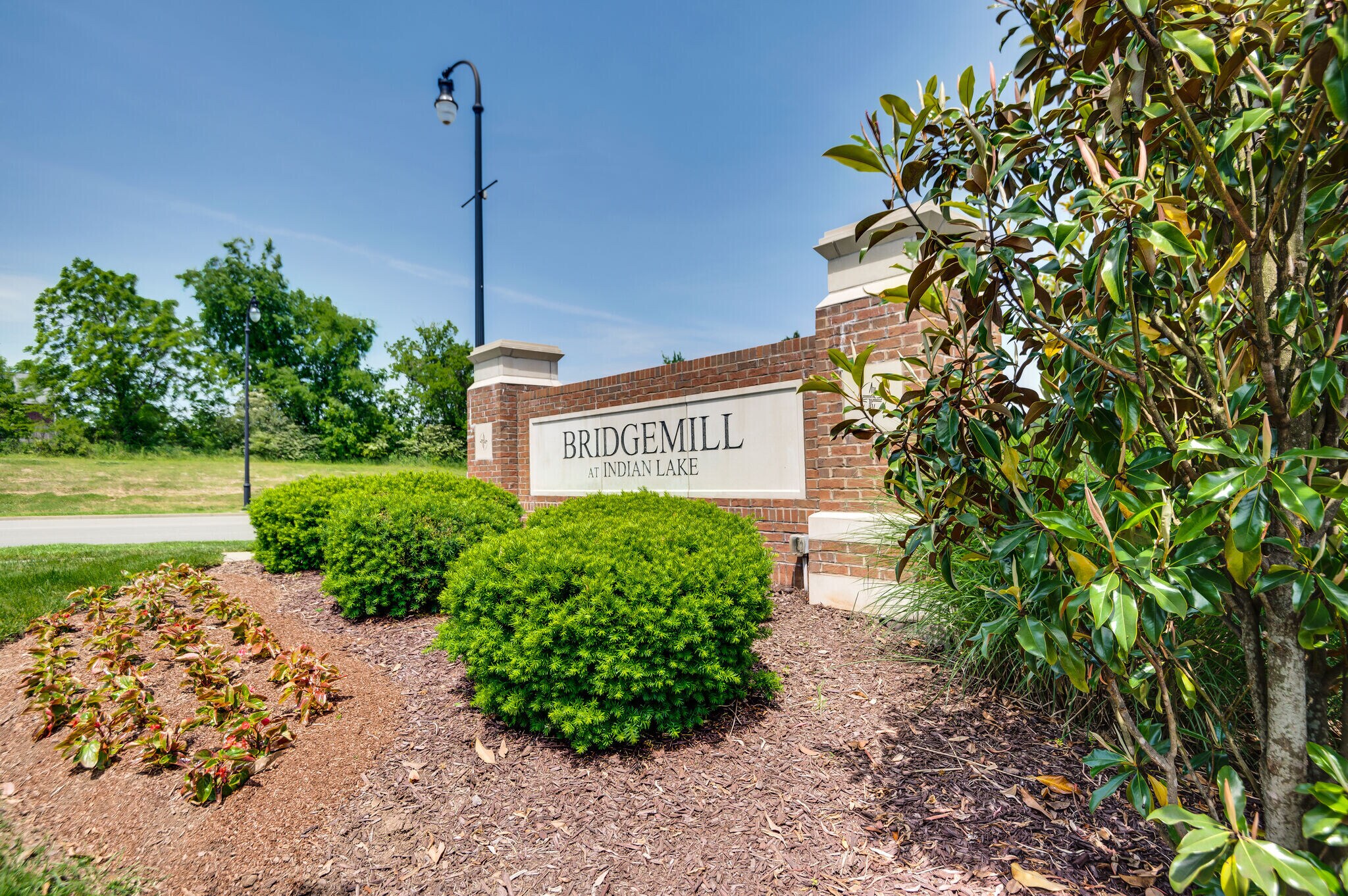 Building Photo - 104 Ambassador Private Cir