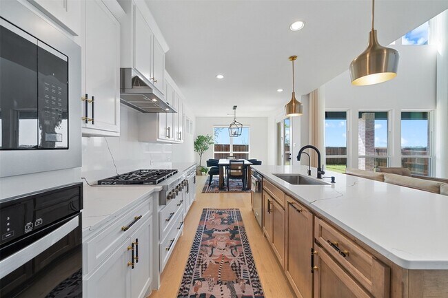 Building Photo - 120 Tornillo Dr