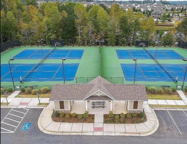 Building Photo - 4210 Essex Pond Wy