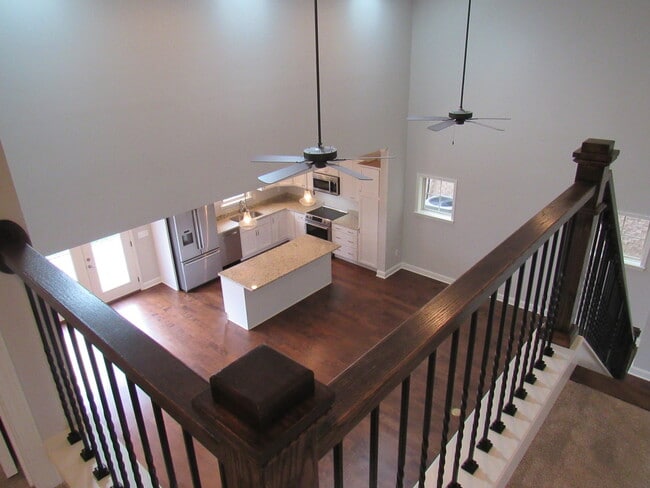 Building Photo - Beautiful 4-Bed, 3-Bath Bungalow in Highly Desirable Farragut!