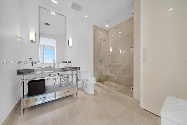 Building Photo - 9701 Collins Ave