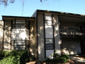 Building Photo - PRICE IMPROVEMENT!!  3/2 2nd floor Villa