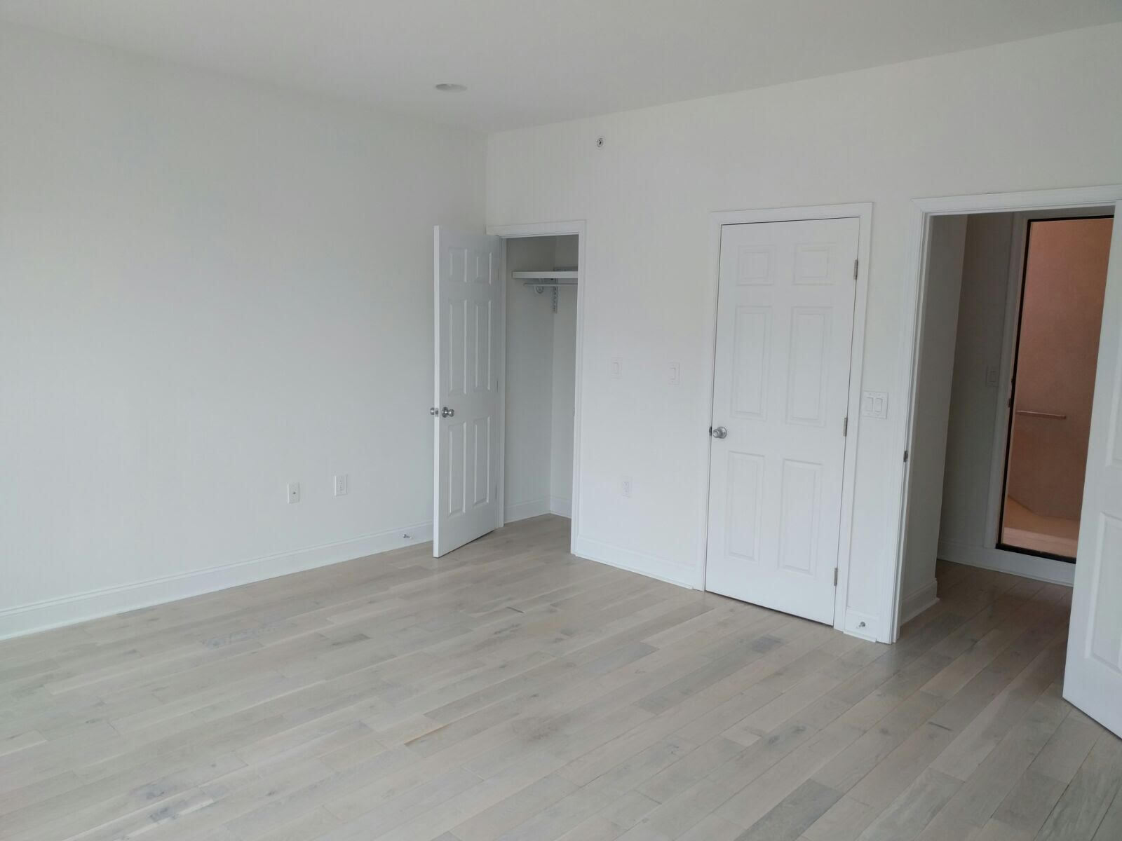 master room two closets - 1213 Noble St