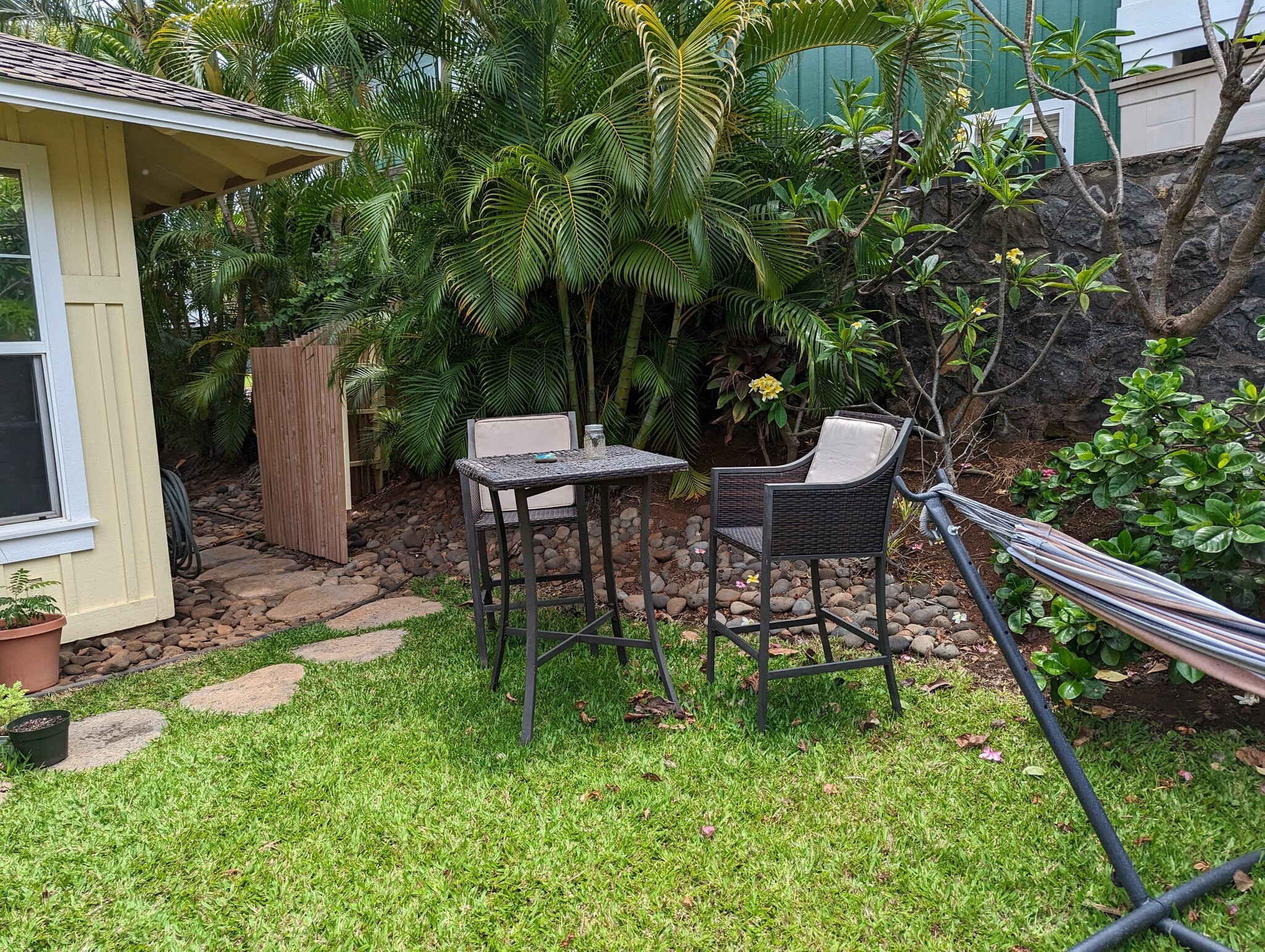 not included furniture prior tenants - 214 A Kuli Puu St