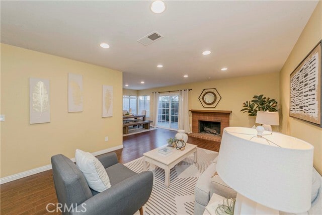 Building Photo - 2410 Plaza De Vista