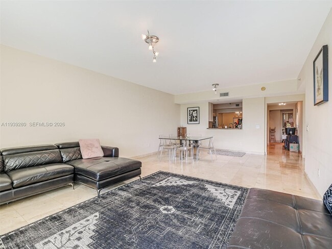 Building Photo - 3330 NE 190th St