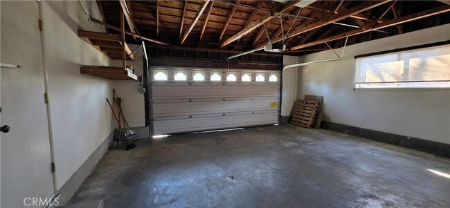 Building Photo - 129 Sunridge Way