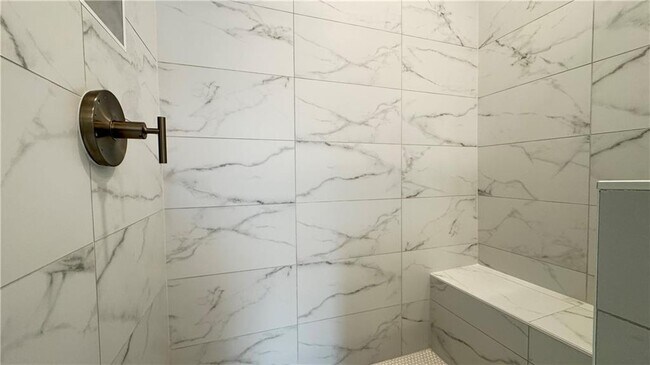 Building Photo - 2604 Alcovy Trl NE