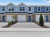 Building Photo - 3004 Jessamine Dr