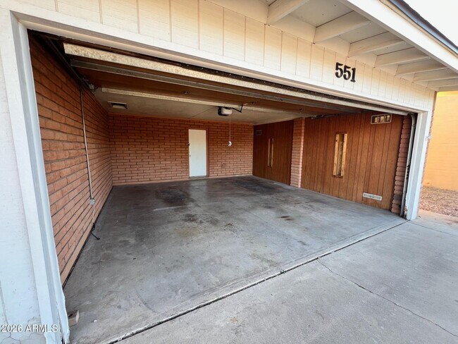 Building Photo - 551 W Gail Dr