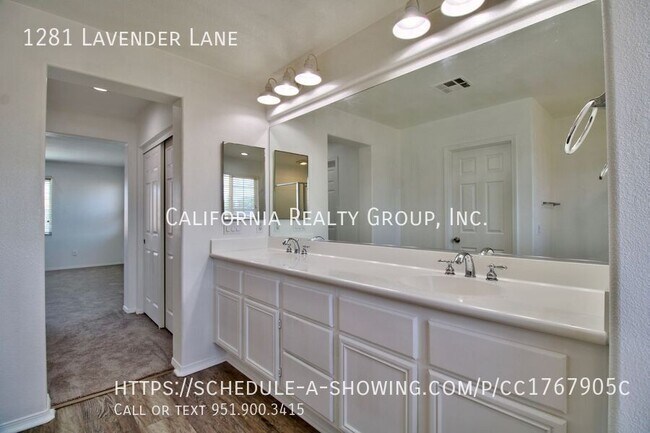 Building Photo - 1281 Lavender Ln