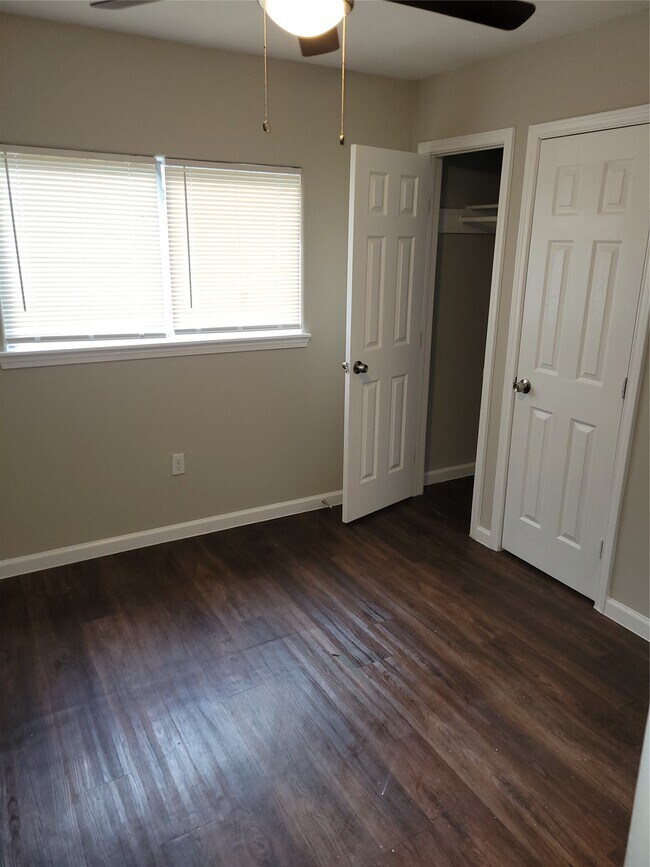Building Photo - 8320 Madera Rd