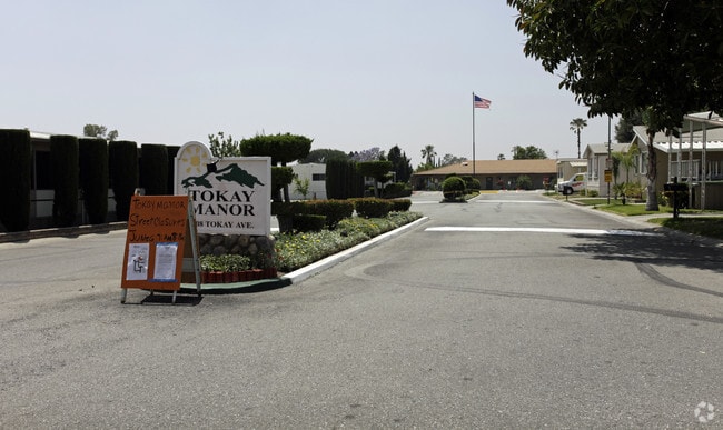 Primary Photo - Tokay Manor