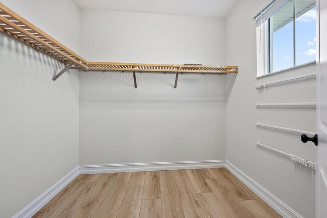 Building Photo - 4770 SW Ardsley Dr
