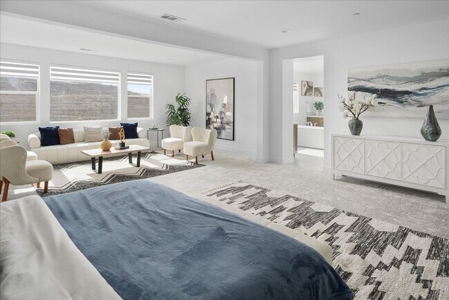 Building Photo - Model-Perfect 5 Bedroom Home in Valencia!