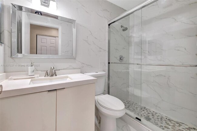 Building Photo - 2 bedroom in North Miami Beach FL 33179