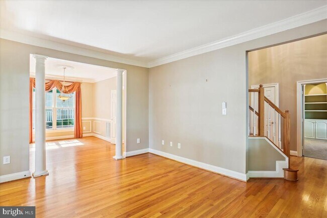 Building Photo - 8931 Falls Farm Dr