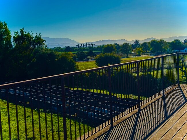 Building Photo - 3730 Roblar Ave