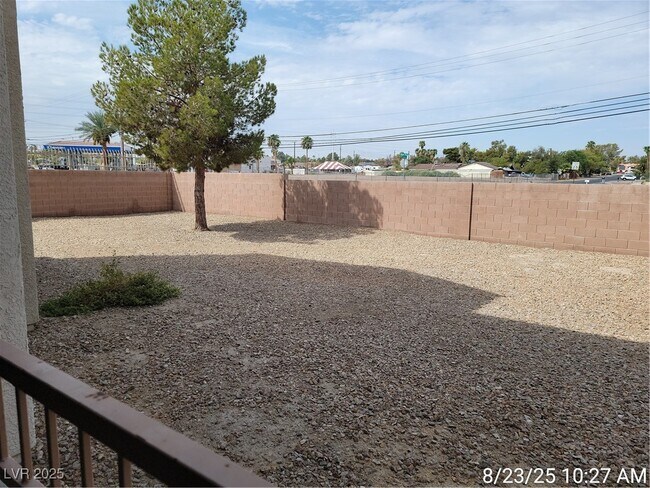 Building Photo - 4655 Gold Dust Ave