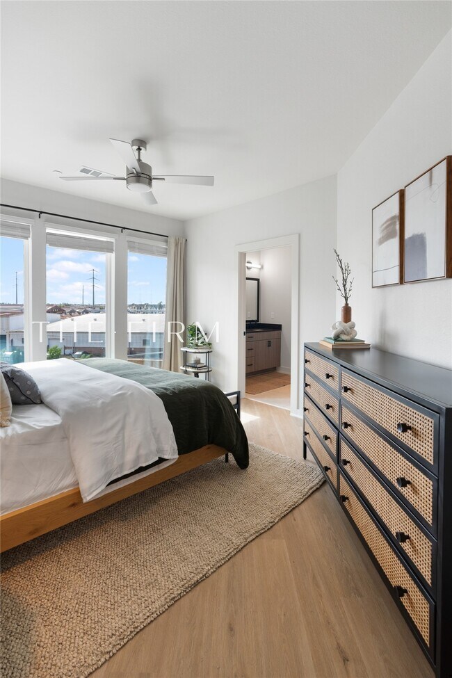 Building Photo - 3001 W 11th St