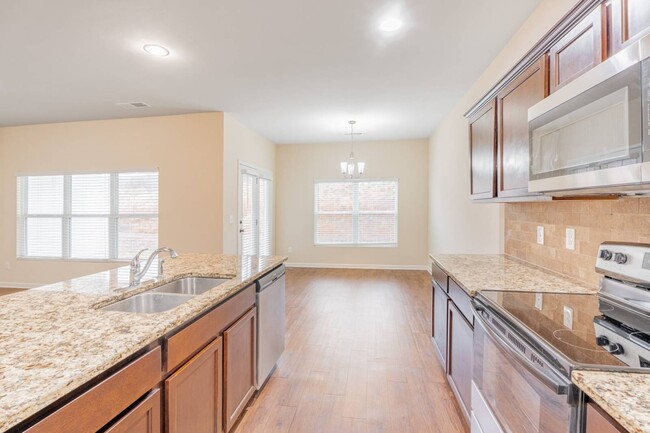 Building Photo - 6130 Mahogany Ter